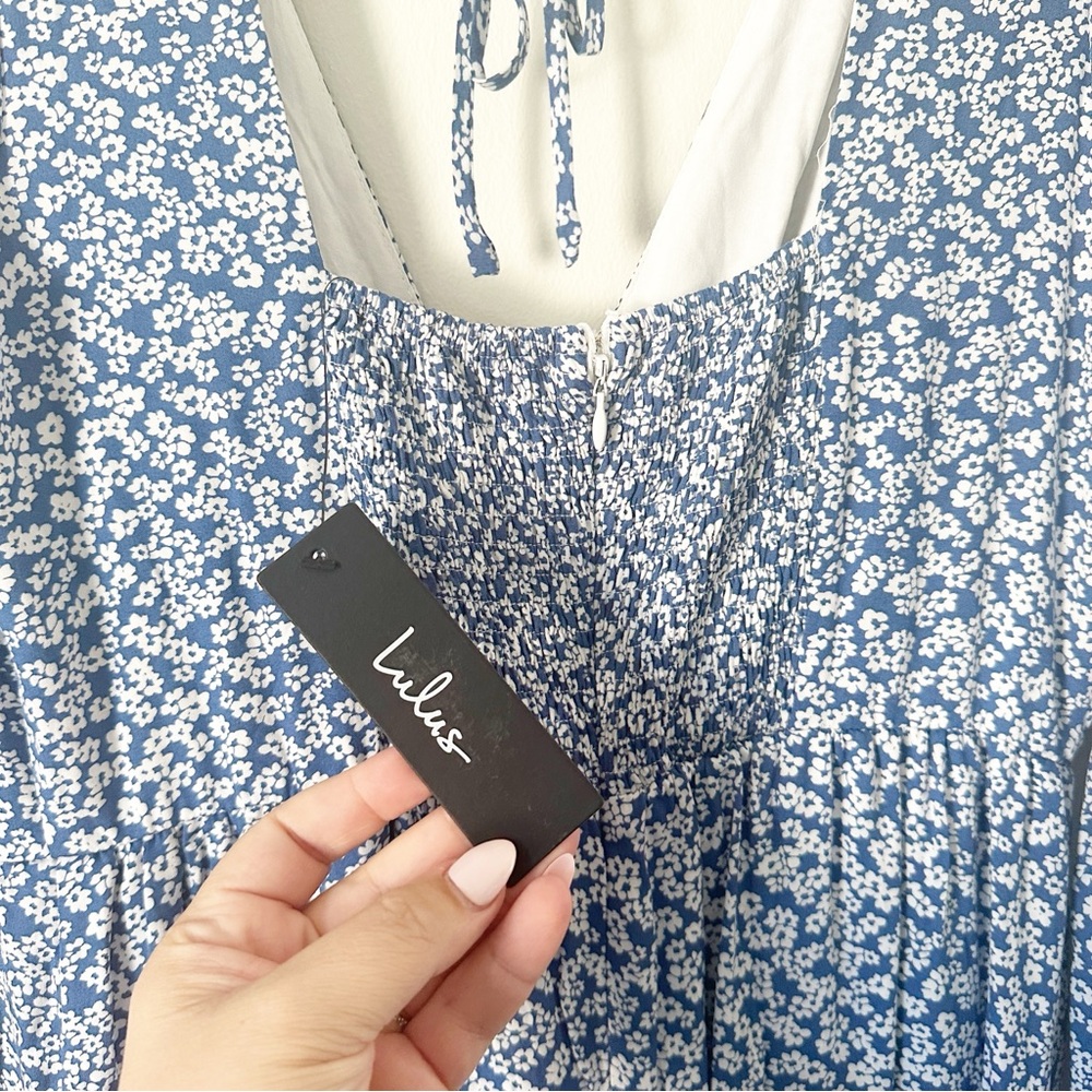 Lulu's Afternoon Out Blue Floral Print Long Sleeve Jumpsuit M NWT - Picture 11 of 14